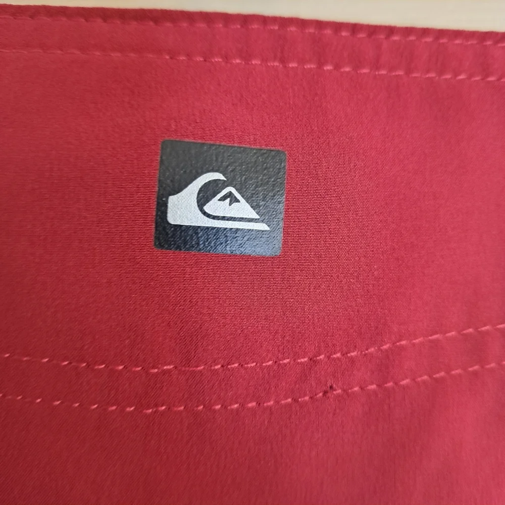 Quiksilver dive into